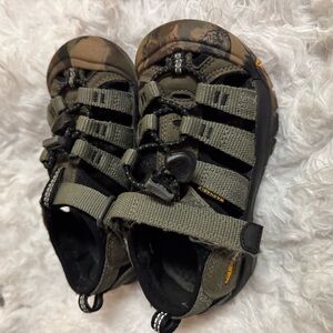 Keen Camouflage Trail Shoes